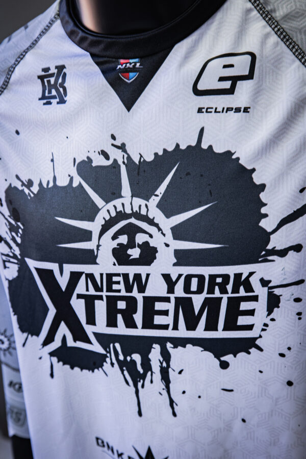 NYX SL1 PRO GRAFFITI COOGI white