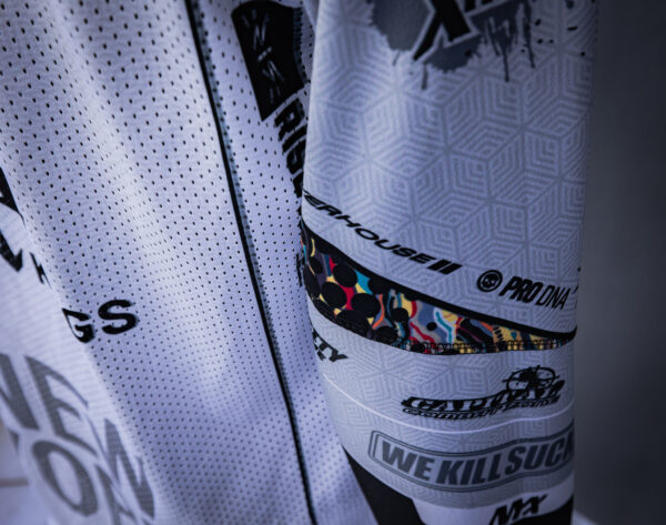 NYX SL1 PRO GRAFFITI COOGI white